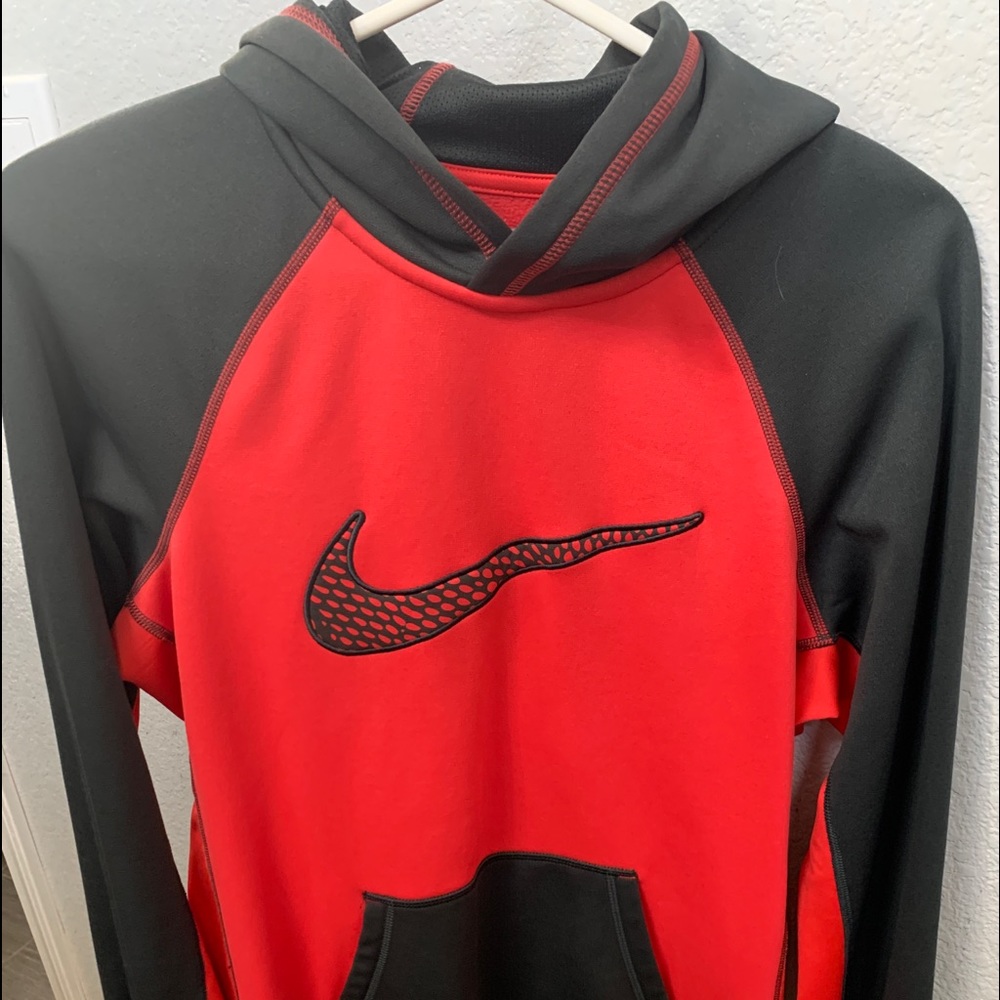 Nike Therma-fit hoodie